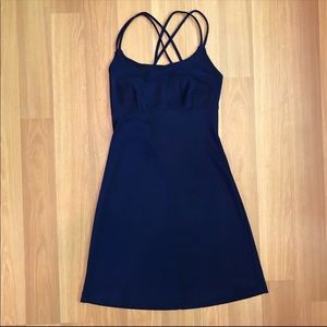 O2 cool vintage navy blue double cross open back